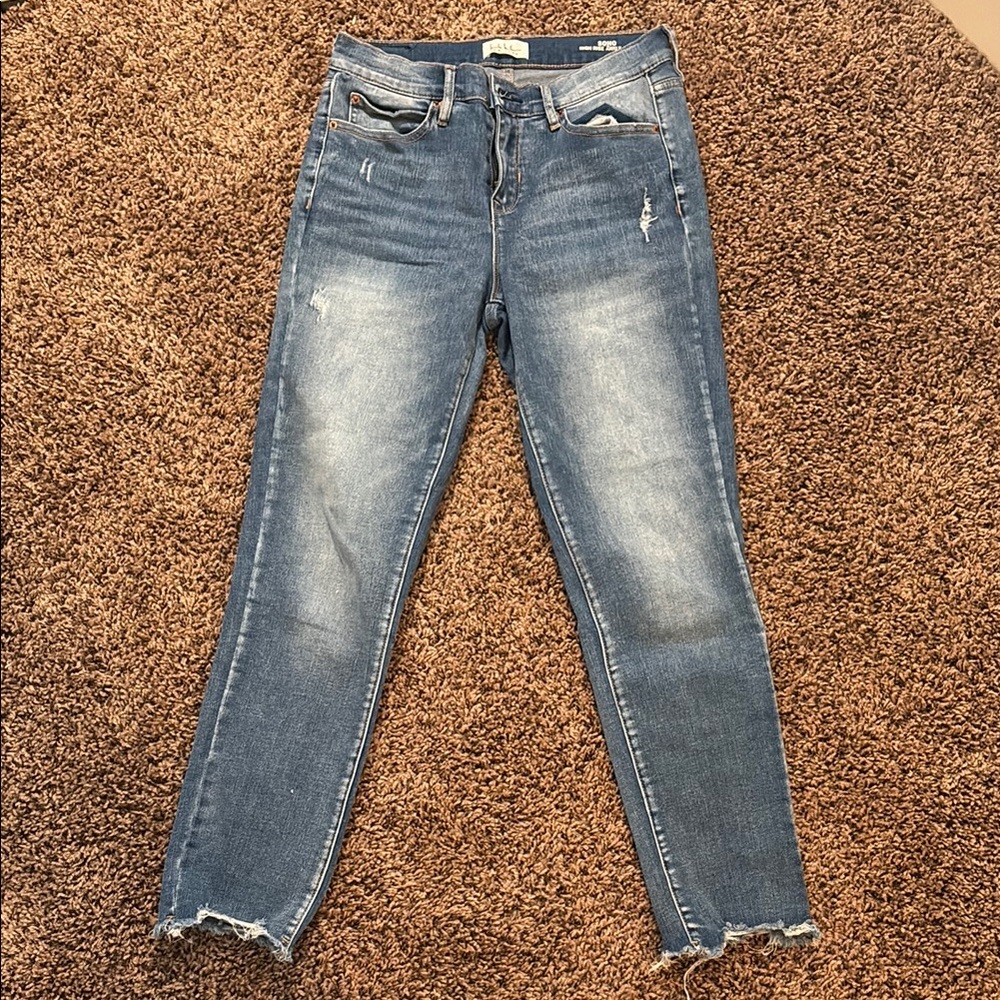 Nicole Miller Blue Skinny Jeans with Vintage Fading